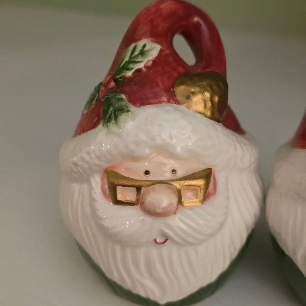 Omnibus Fitz & Floyd Santa Claus Salt and Pepper Shaker Set 1995